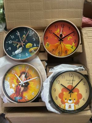 Đồng Hồ Treo Tường 20cm ( hoạ tiết ngẫu nhiên)