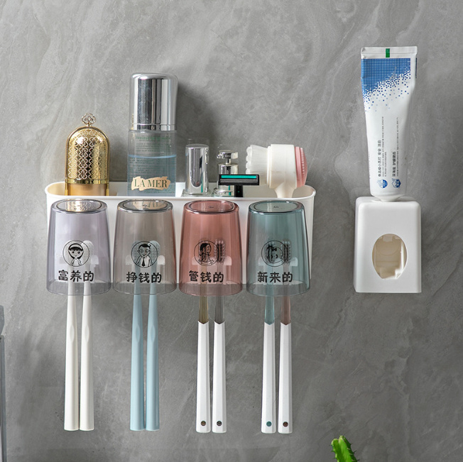 Nặn Kem Gia Đình 4 Cốc