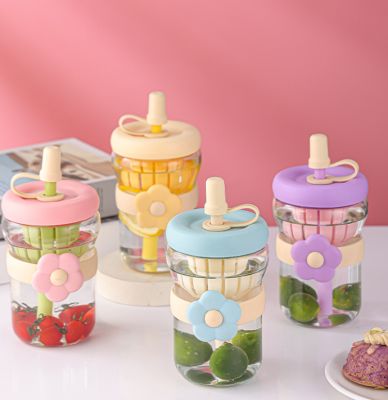 Ly Thuỷ Tinh Hình Hoa – Có Ống Hút