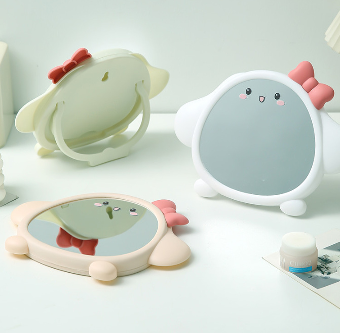 guong-de-ban-cinnamoroll (6)