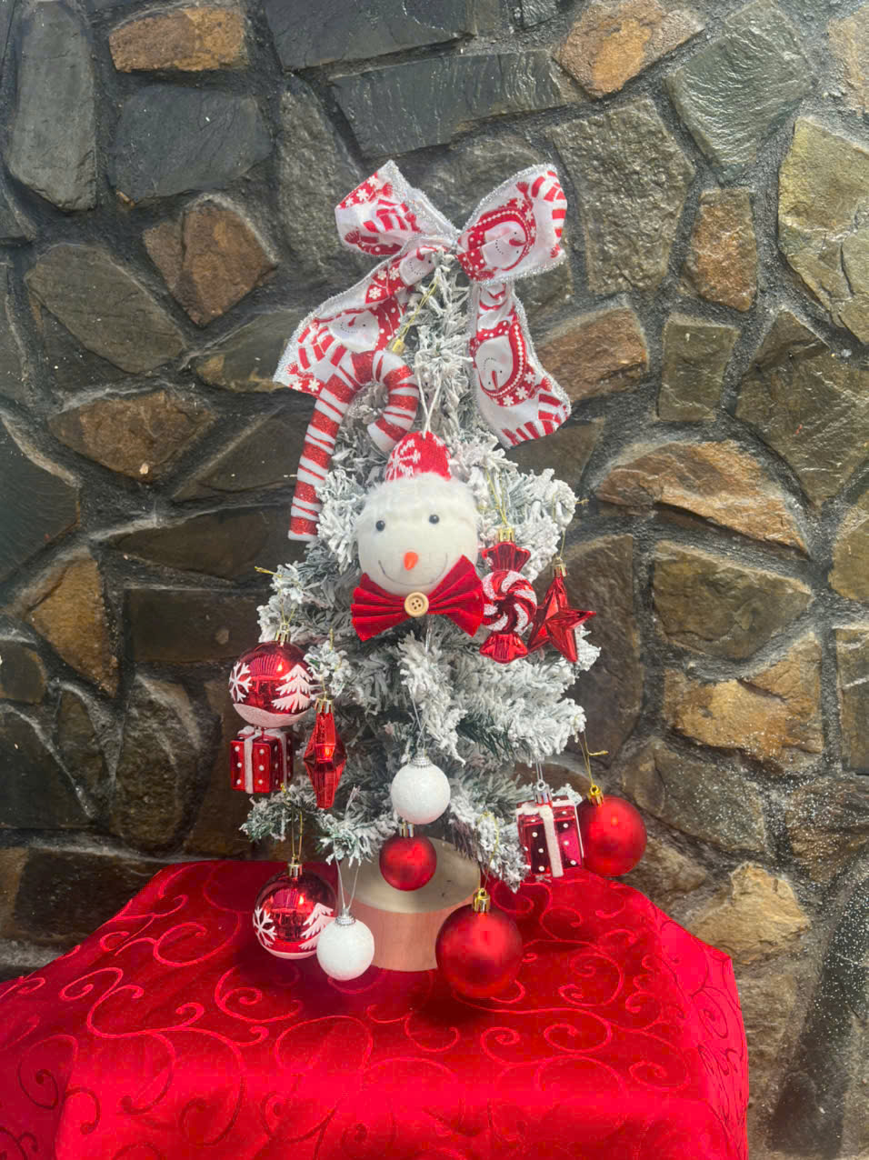 cay-thong 50cm-kem-gau-bong-phu kien (2)