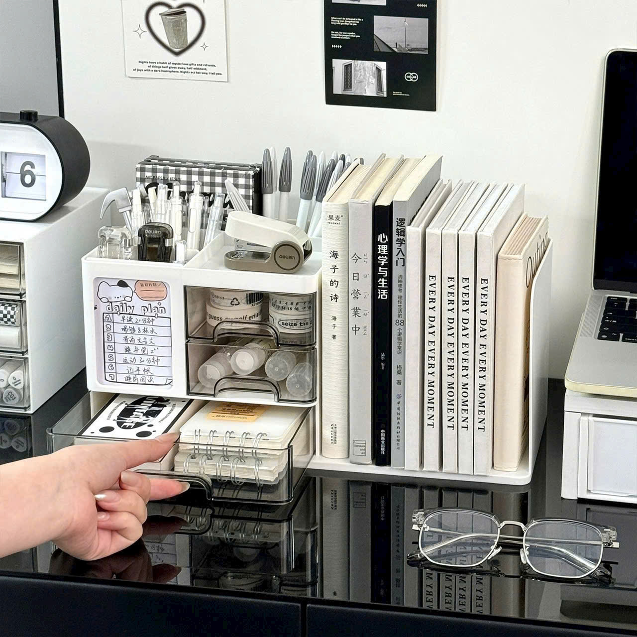 hop-dung-do-kem-gia-sach (1)