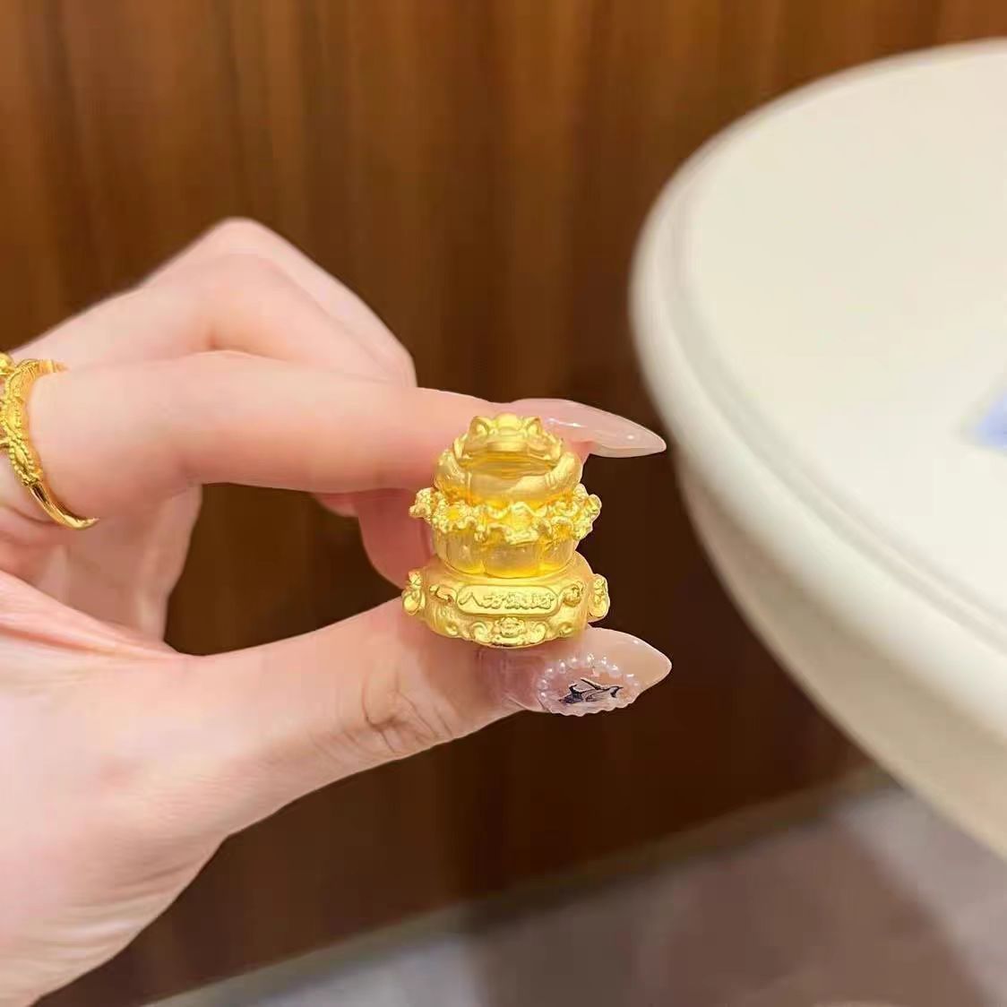 coc-vang-phong-thuy- (3)