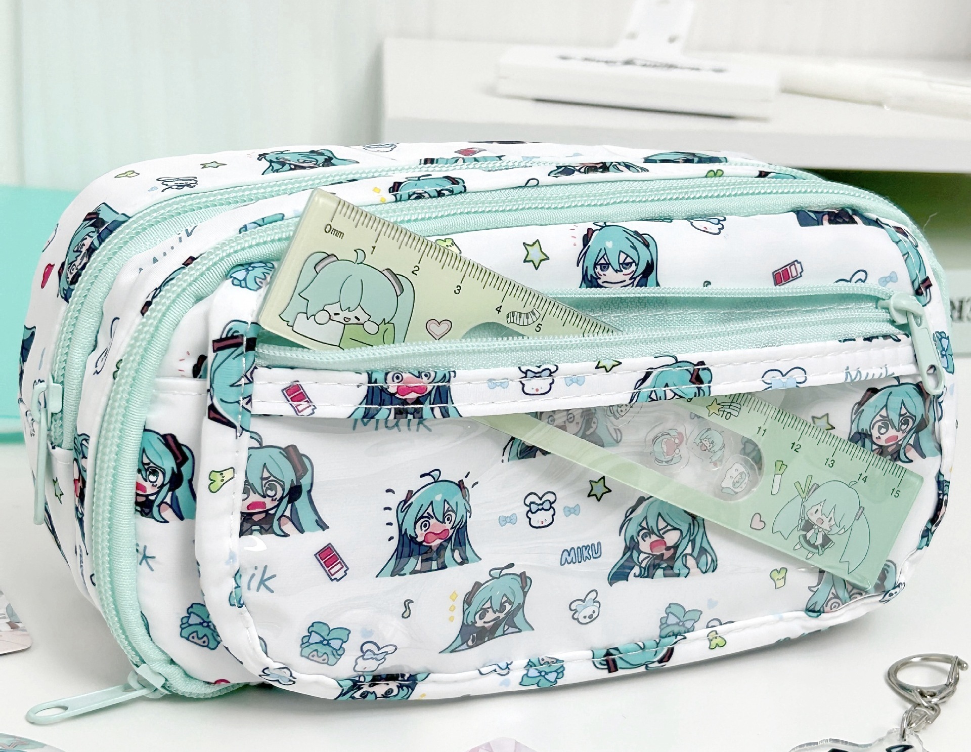 tui-but-6-ngan-miku (4)