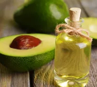 Cách làm tinh dầu bơ tại nhà dễ dàng