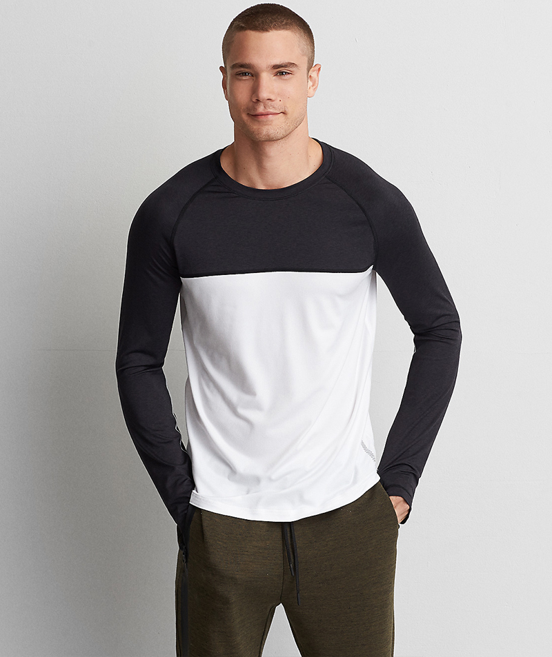AEO 360 EXTREME FLEX LONG SLEEVE T-SHIRT