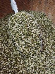 Đỗ xanh vỡ hạt