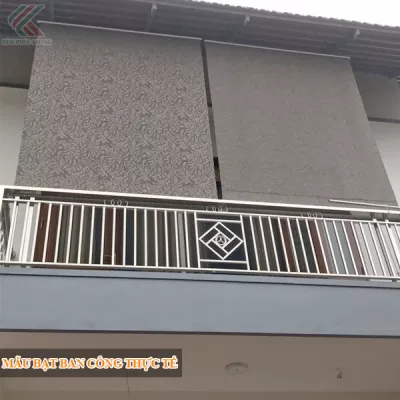 Bạt cuốn che nắng mưa ban công giá rẻ mã H01