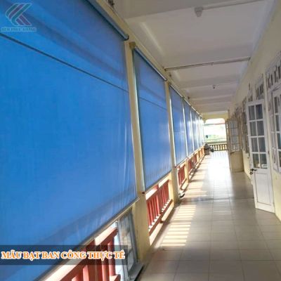 Bạt cuốn che nắng mưa ban công giá rẻ