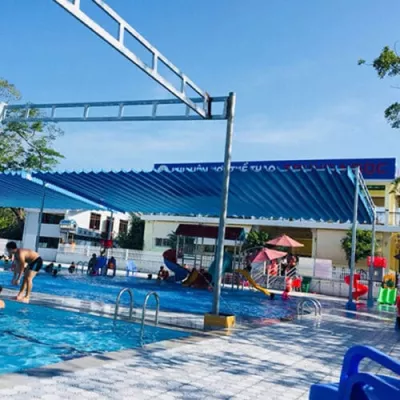 Mái Che Xếp Lượn Sóng Cho Hồ Bơi