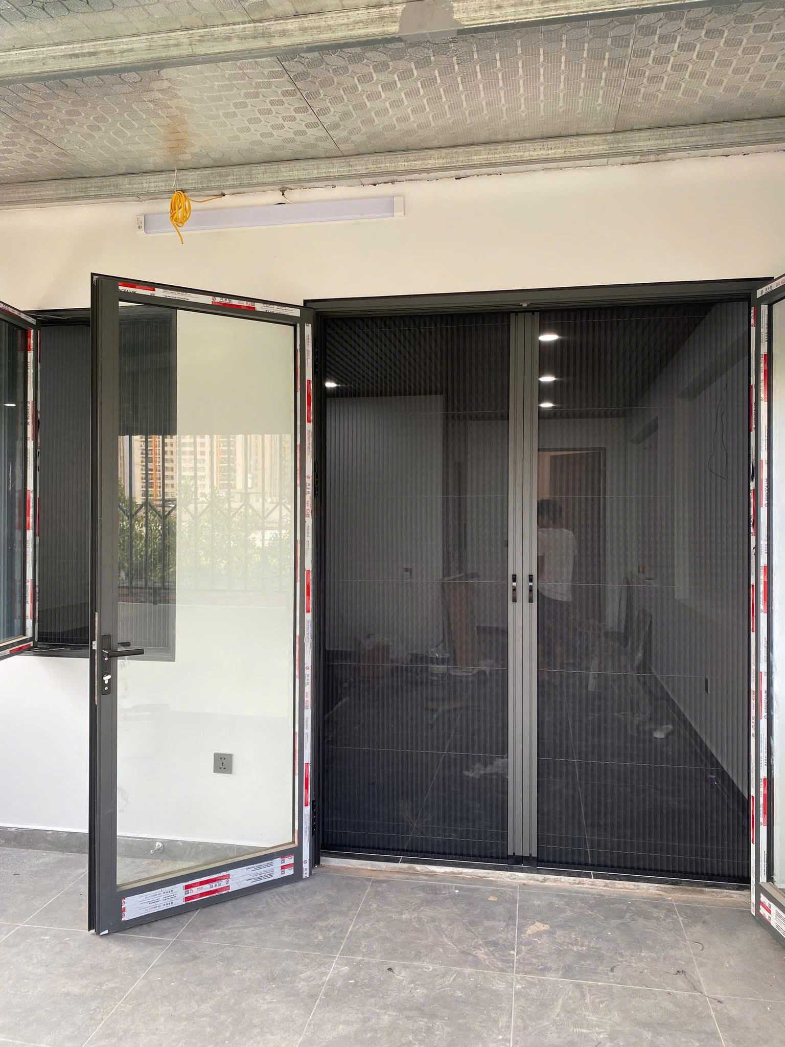 Cửa lưới chống muỗi - xếp ray hoà phát