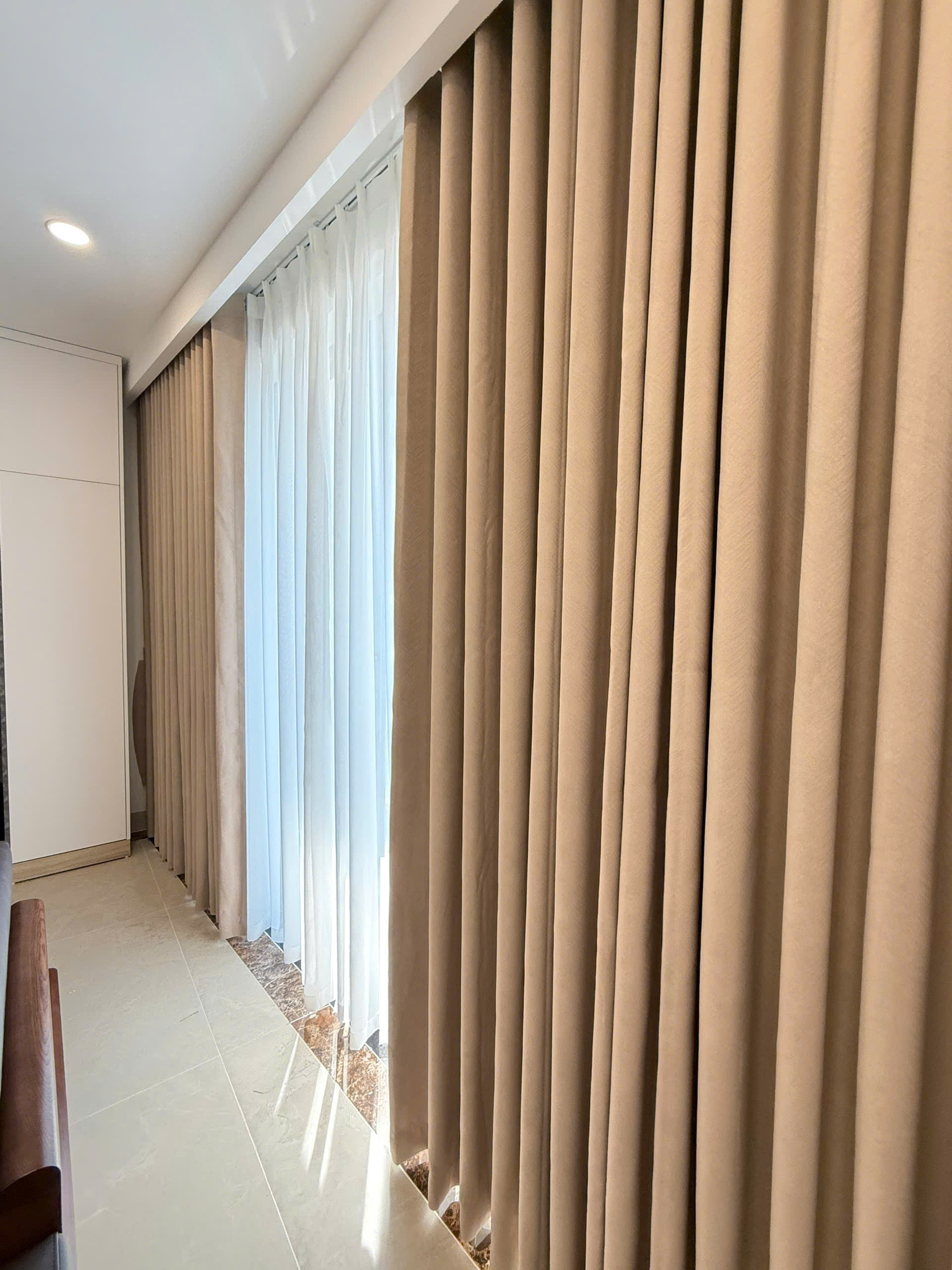 Mẫu Rèm Cửa Sổ Phòng Khách Sang Trọng Hàn Quốc Elogi