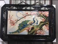 Tranh sứ vẽ công đào (70cm x120cm))