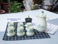 Bình nước sứ Bát Tràng họa tiết sen xanh dung tích 1.5L