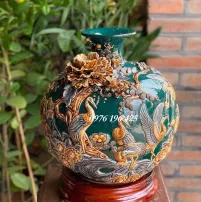 Bình hút tài lộc công tùng đắp nổi cao 30cm