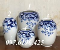 Lọ hoa men trắng vẽ hoa dây cổ