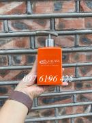 Bình xịt đựng dầu gội, sữa tắm hình vuông màu cam in logo lacasa hotel