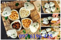 Khay mứt sứ  men kem hình tim 4 ngăn, đế gỗ vẽ hoa bồ công anh