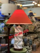 Đèn ngủ để bàn hình trám zíc zắc bằng sứ