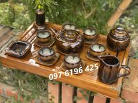 Bộ ấm pha trà gốm Bát Tràng men hỏa biến màu hổ phách hoa trong lòng chén