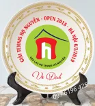 Đĩa sứ viền hạc in logo gốm sứ Bát Tràng