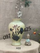 Lọ hoa dáng mai bình cao 33cm khắc hoa sen