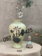 Lọ hoa dáng mai bình cao 33cm khắc hoa sen