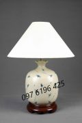 Đèn ngủ để bàn bằng gốm men rạn cổ vẽ chuồn chuồn