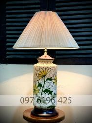 Đèn ngủ để bàn gốm sứ Bát Tràng hoa cúc