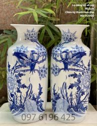 Lọ bình men lam dáng cổ vẽ chim hỷ thước hoa đào