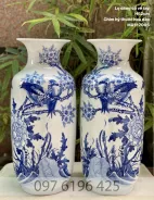 Lọ bình men lam dáng cổ vẽ chim hỷ thước hoa đào
