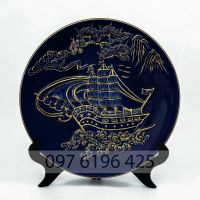 Đĩa cảnh trưng bày vân nổi thuận buồm xuôi gió vẽ vàng kim