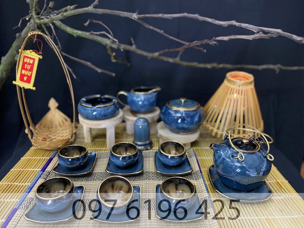 Bộ ấm chén pha trà dáng tròn quai đồng men hảo biến xanh viền vàng kim kèm phụ kiện