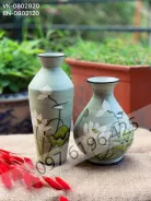 Lọ hoa sứ viền miệng vẽ sen trắng