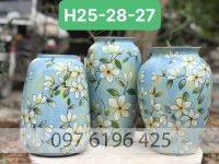 Lọ hoa sứ băng nền xanh hoa trắng  gốm sứ Bát Tràng