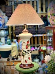 Đèn ngủ để bàn bằng gốm mộc Bát Tràng vẽ hoa sen