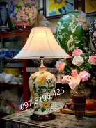 Đèn ngủ để bàn trang trí nội thất dáng mai bình vẽ hoa dây