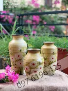 Lọ hoa để bàn men vàng vẽ hoa cúc họa mi