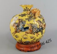 Bình hút tài lộc mã đáo thành công đắp nổi men vàng  vẽ vàng