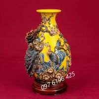 Lọ tỳ bà men vàng công đào đắp nổi cao 45cm