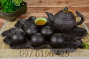 Ấm chén gốm tử sa đắp hoa sen kèm khay