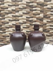 Nậm rượu gốm sứ Bát Tràng dáng tròn có 4 tai