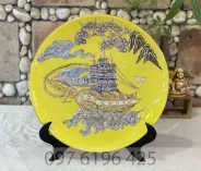 Đĩa trưng bày màu vàng hoàng yến thuận buồm xuôi gió vẽ vàng