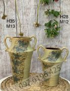 Lọ hoa Bát Tràng chất liệu gốm mộc có tai khắc bướm