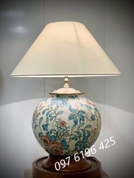 Đèn ngủ gốm sứ dáng tròn vẽ hoa dây
