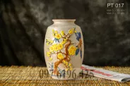 Bình gốm men rạn vai vuông đắp mai vàng cao 25cm
