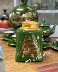 Lọ trà gốm sứ đáy vuông xanh lục bảo thuận buồm xuôi gió