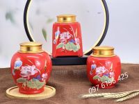 Lọ trà màu đỏ vẽ hoa sen