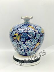 Bình hút lộc miệng lượn băng nền xanh hoa đào vẽ vàng