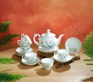 Bộ trà phú quý kẻ vàng hoa sen ngọc